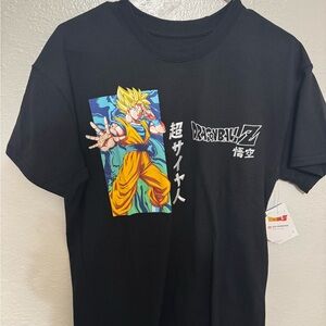 DBZ Dragon Ball Z Super Saiyan Goku Men’s T-Shirt Medium With Logo Embroidery